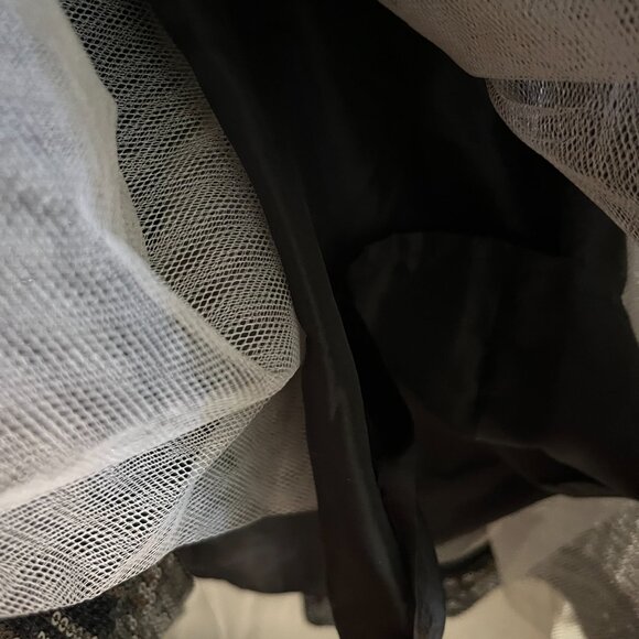 BNWT BEBE Gunmetal Sequined Halter Deep V-Neck Petticoat (S) - Picture 8 of 9